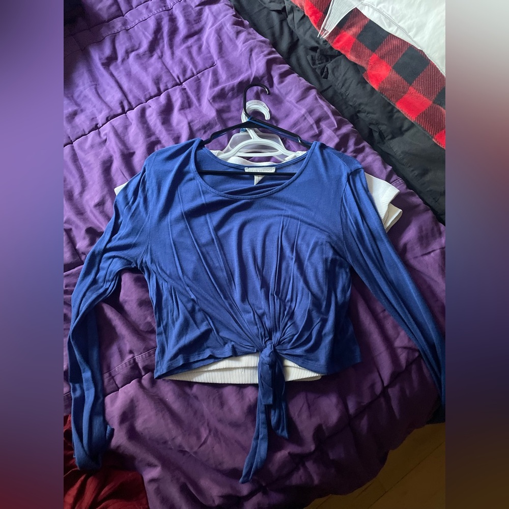 Blue Urban Heritage top
